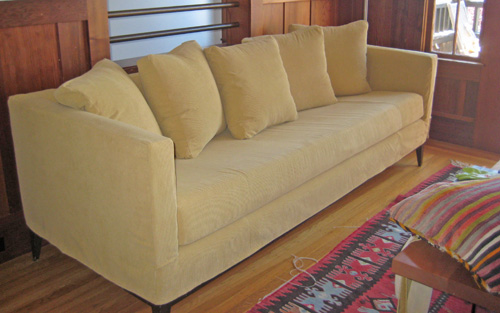 Coudoroy Couch